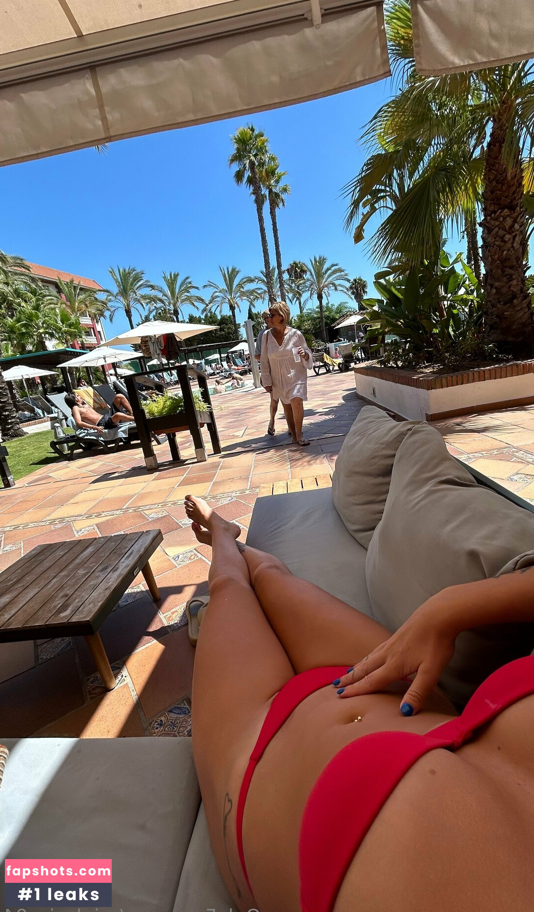 V_Iglesias94 gallery photo #3