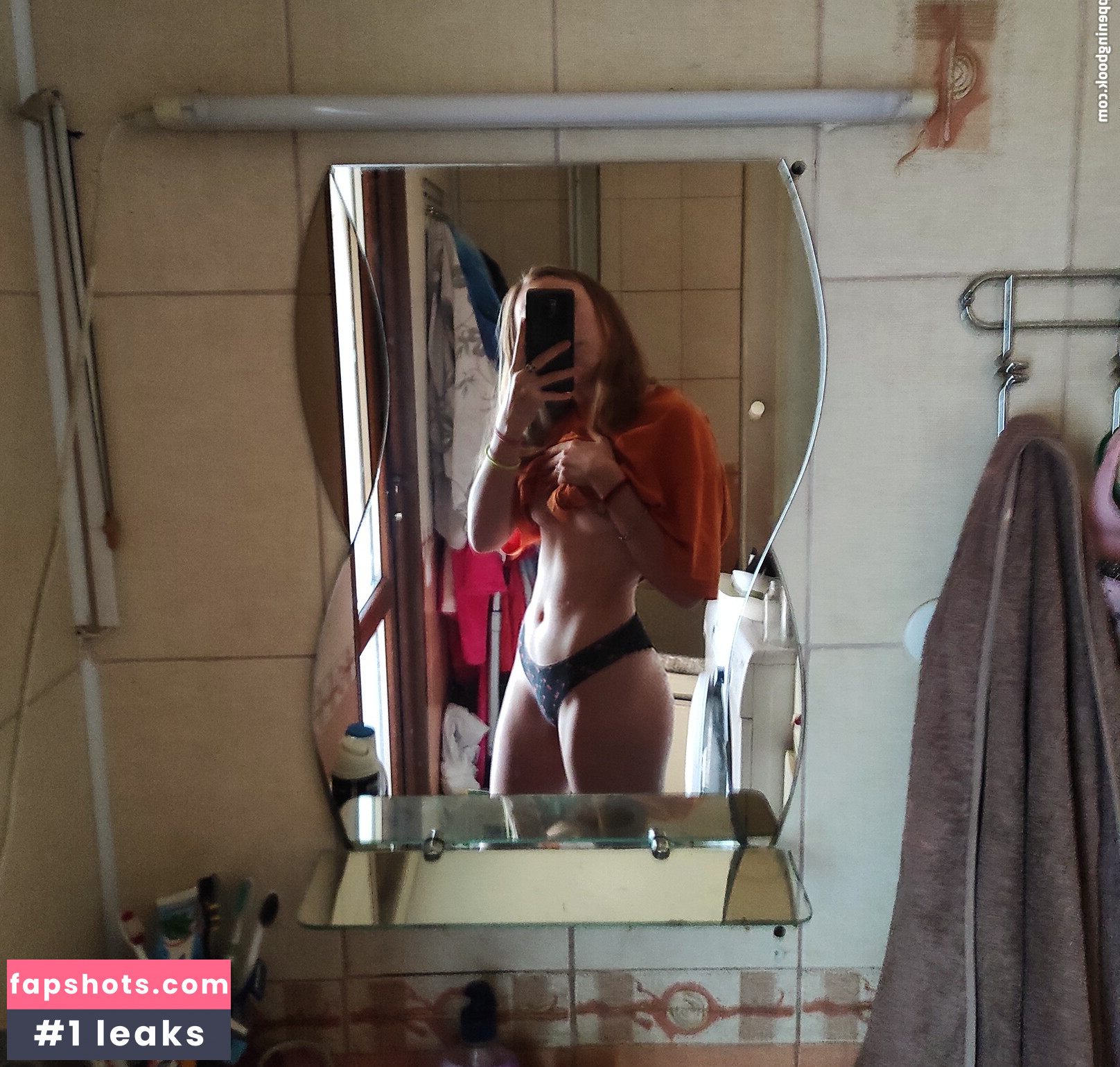 V.ixxi gallery photo #12