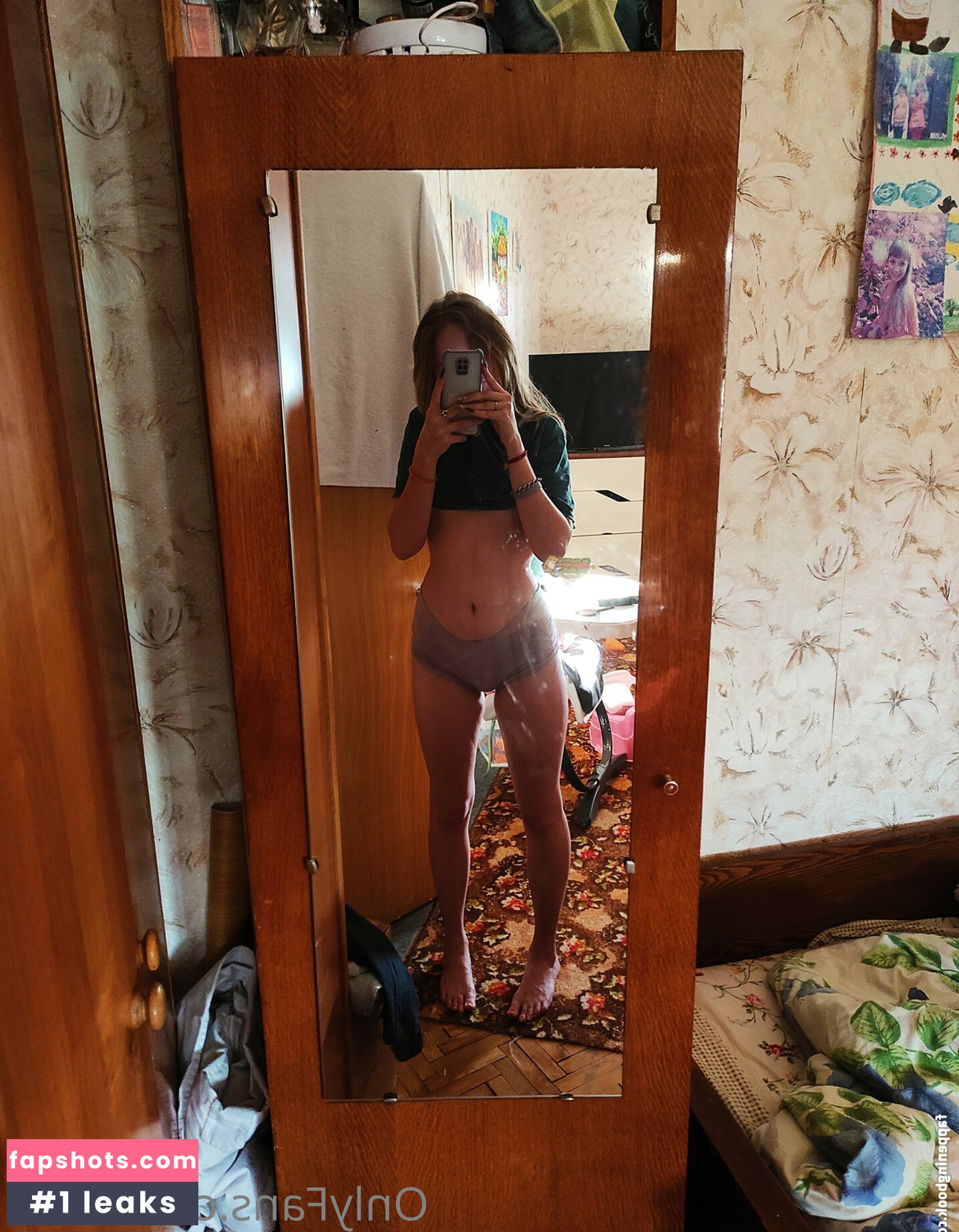 V.ixxi gallery photo #7