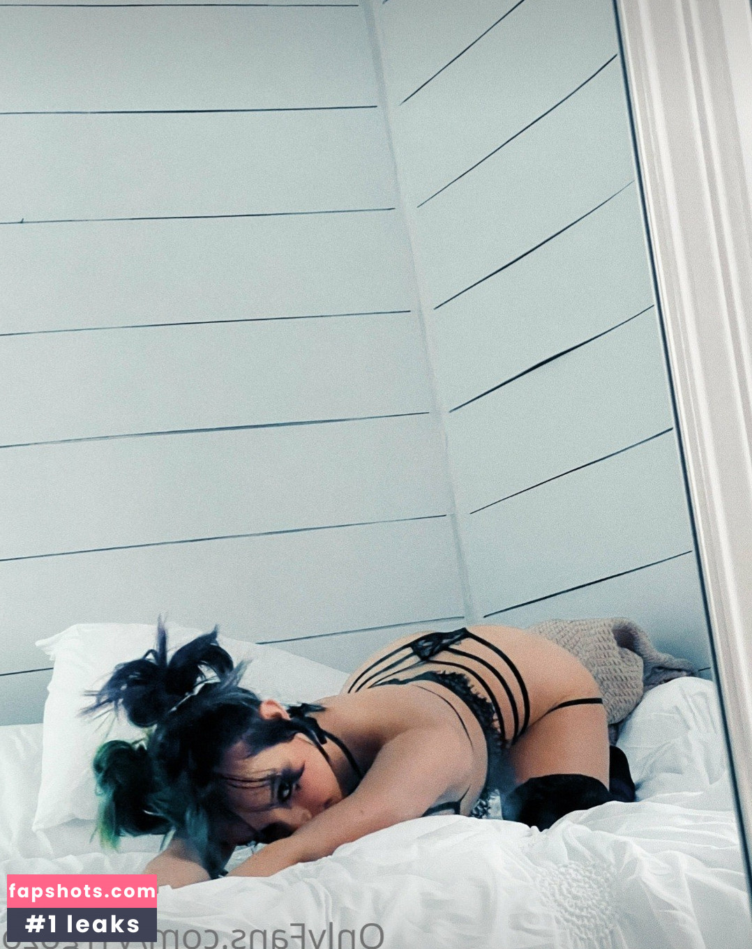 v1rgozo gallery photo #15