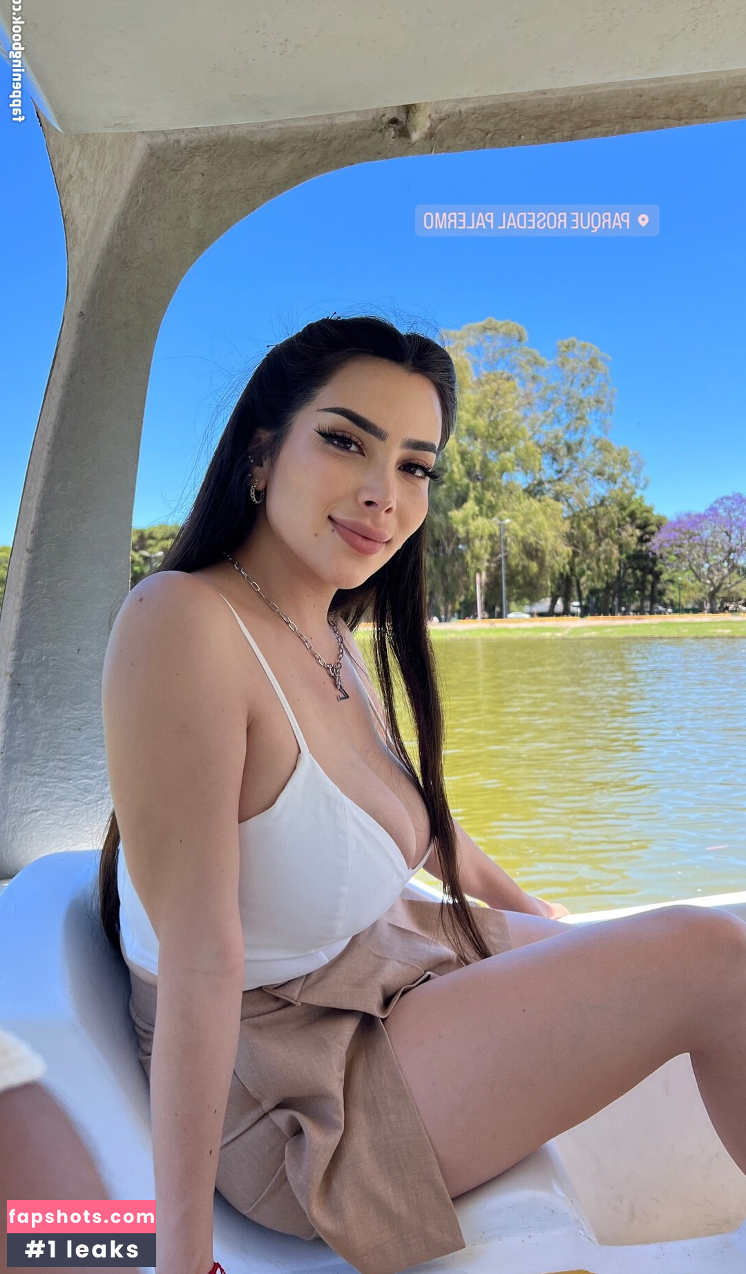 Vai Monroe gallery photo #7