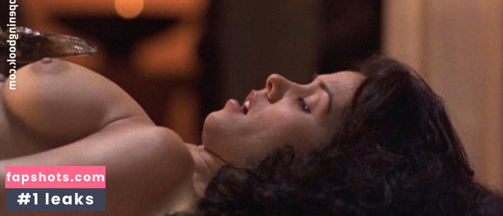 Vaitiare Bandera gallery photo #10