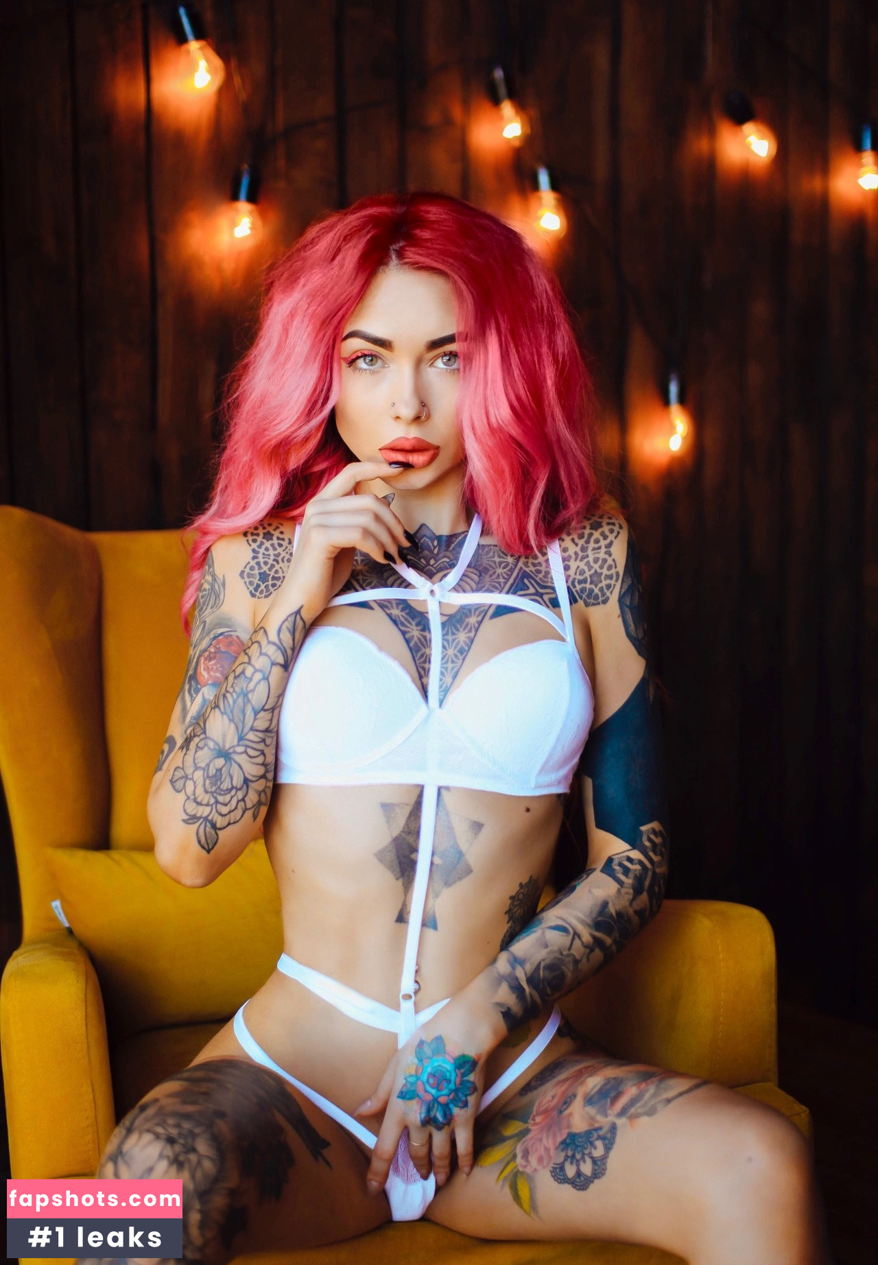 Vakhanalia Nude Leaks OnlyFans Photos #14 - LeakJerk