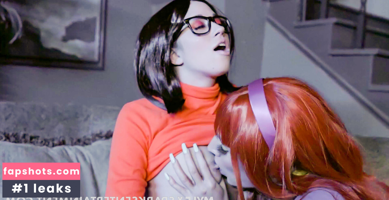 Val Dodds gallery photo #7