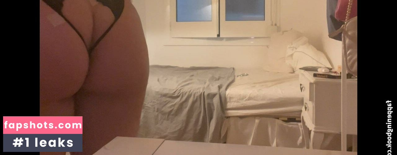 Vale ASMR gallery photo #5