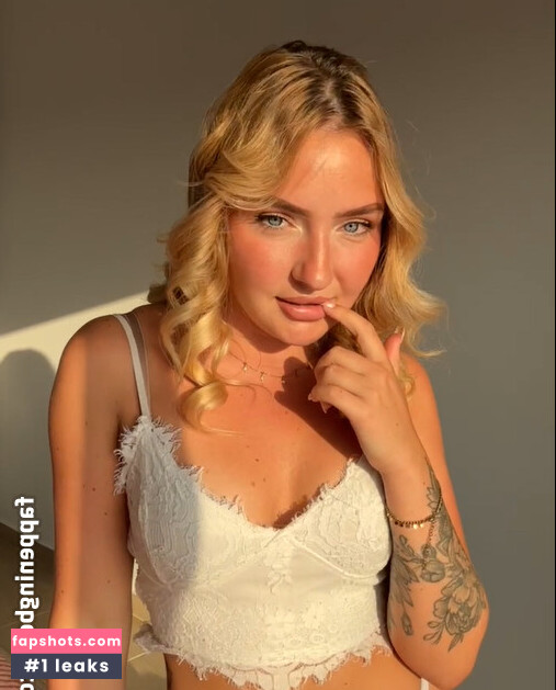 valee_secret Nacktheit OnlyFans Fotos #2 - Fapshots