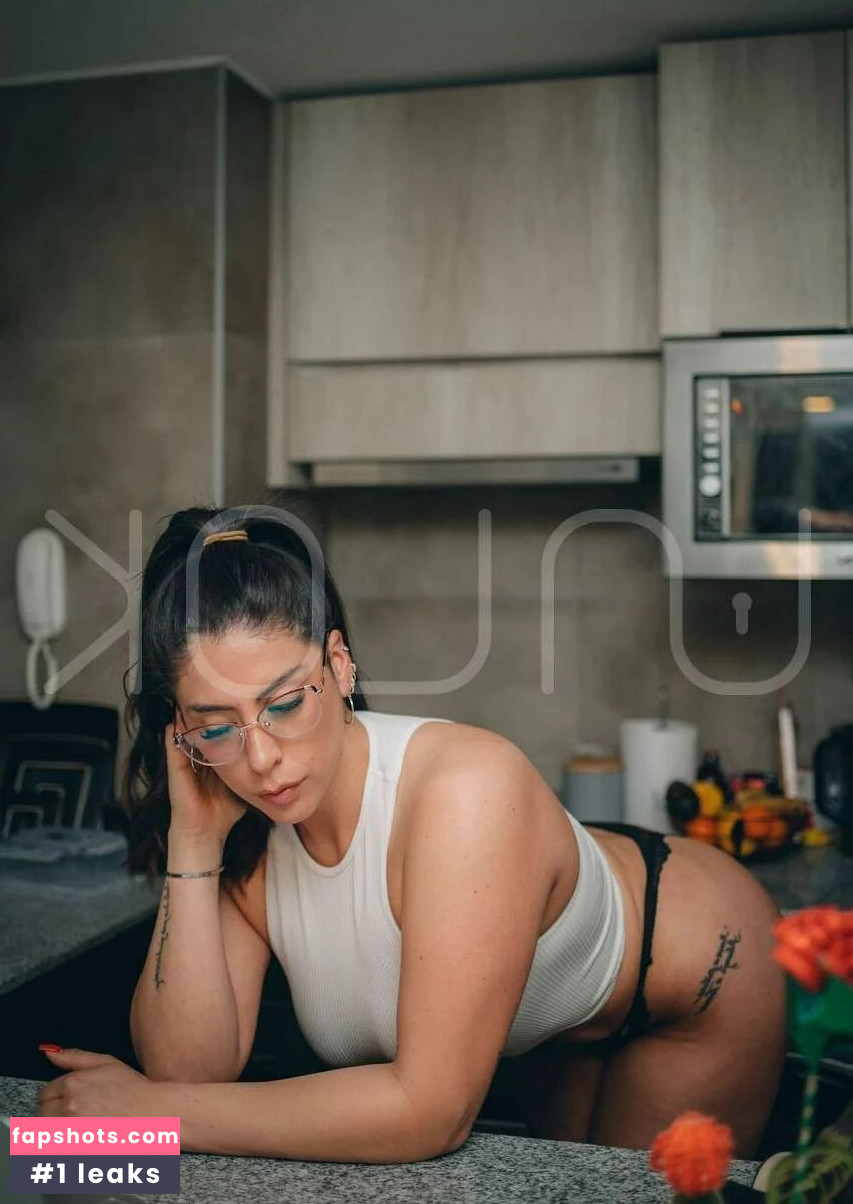 Valemartineez gallery photo #5