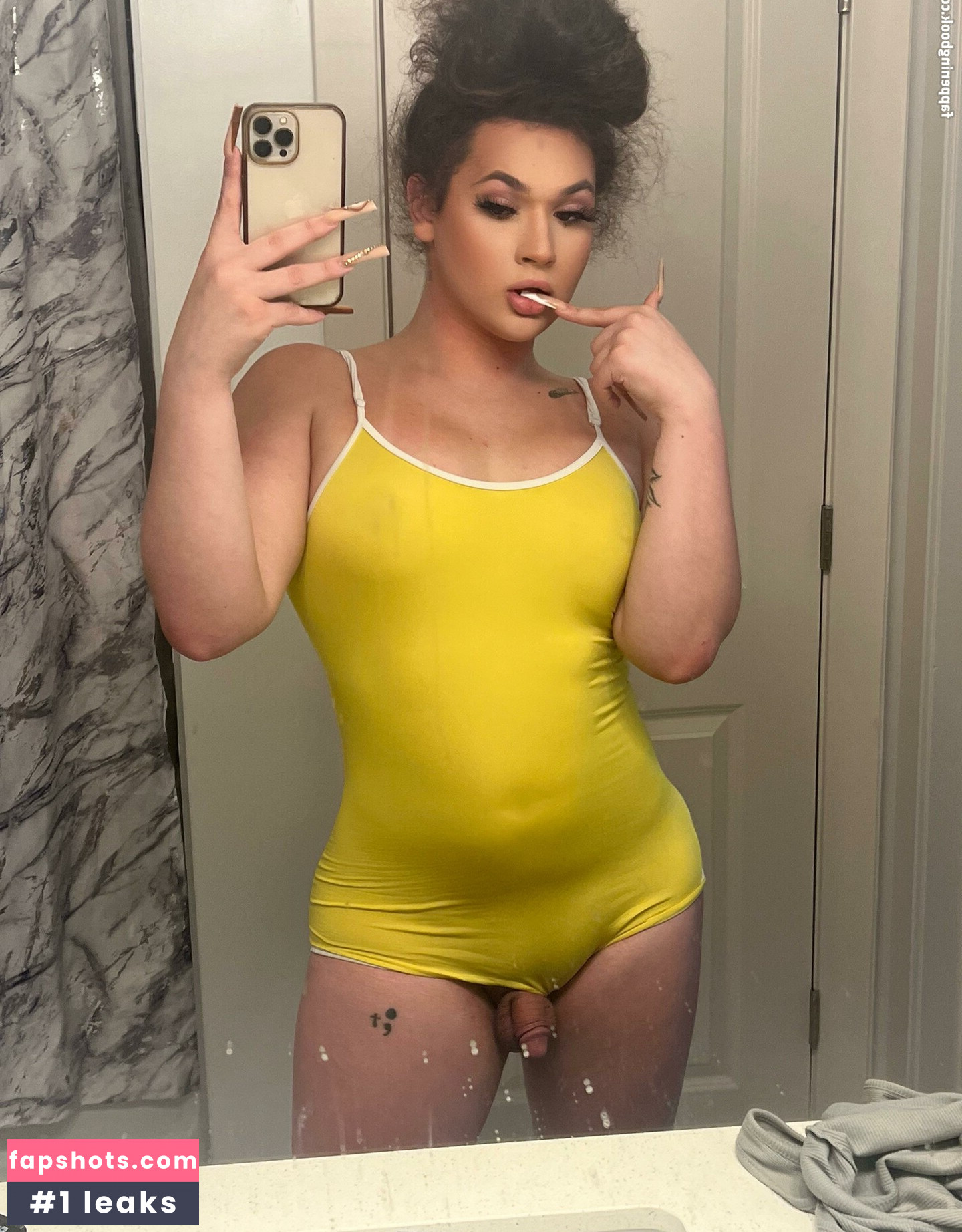 Valencia gallery photo #24