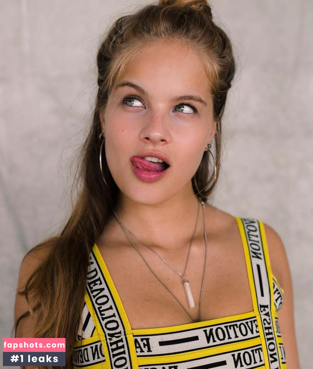 Valentina Bulc gallery photo #32