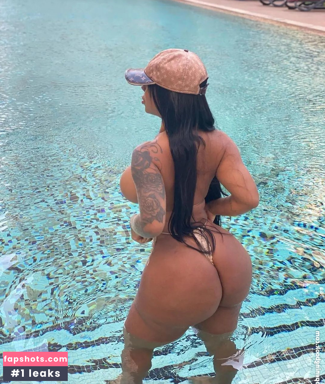 Valentina Ferraz Nude Leaks OnlyFans Photos #22 - LeakJerk