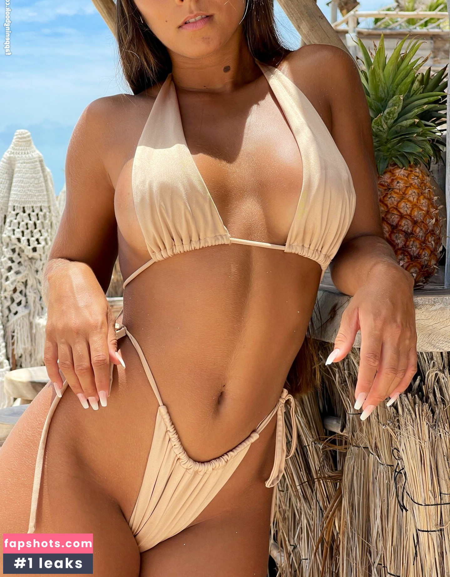 Valentina Grant gallery photo #38