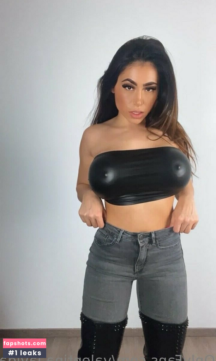 valentina.lavida.free Filtración Desnuda OnlyFans Foto #4 - Fapshots