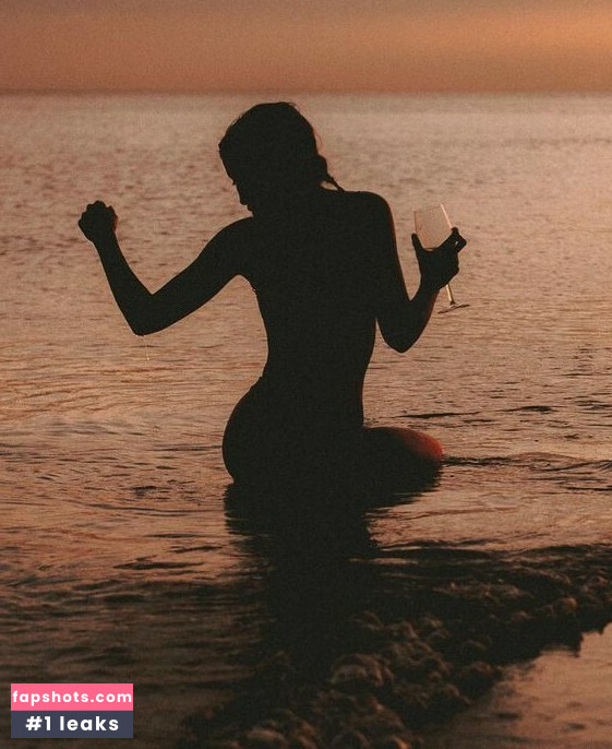 Valentina Rapisarda Nude Leaks OnlyFans Photos #13 - Fapshots