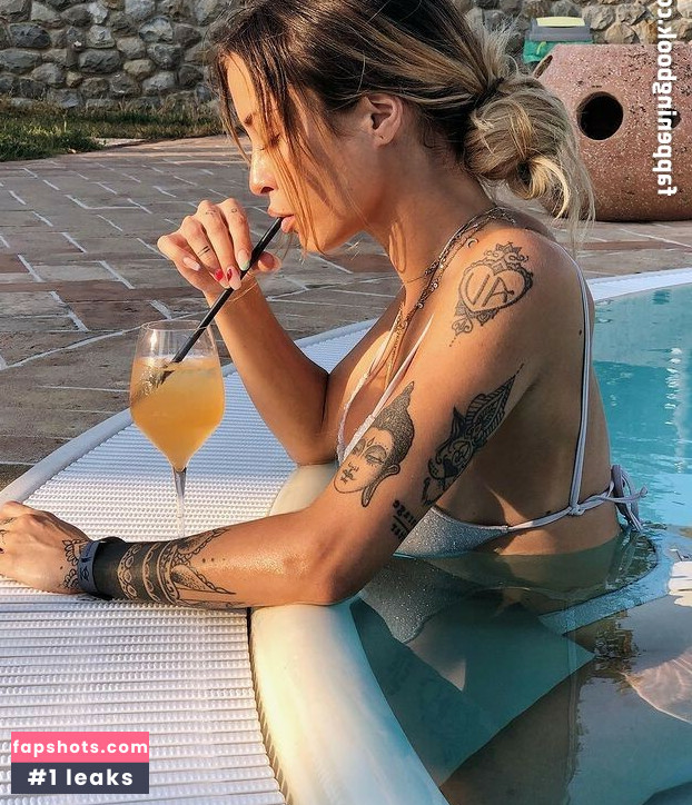 Valentina Rapisarda Nude Leaks OnlyFans Photos #8 - Fapshots