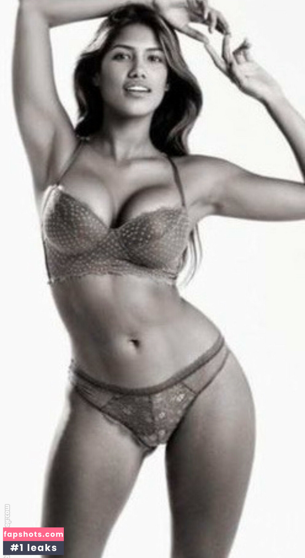 Valentina Rueda Nude Leaks OnlyFans Photos #6 - LeakJerk