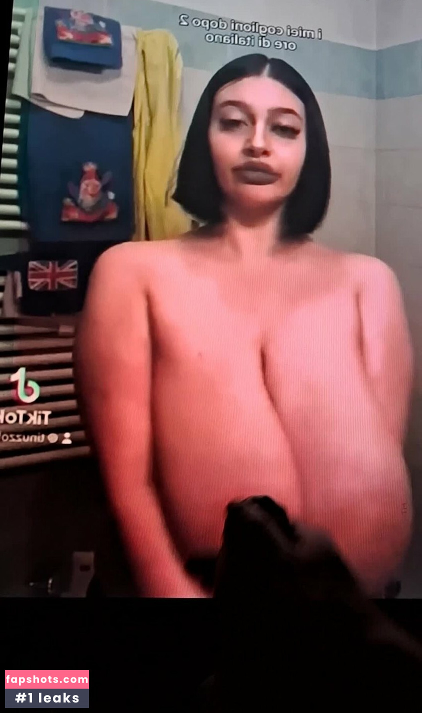 valentinabonetalli gallery photo #2