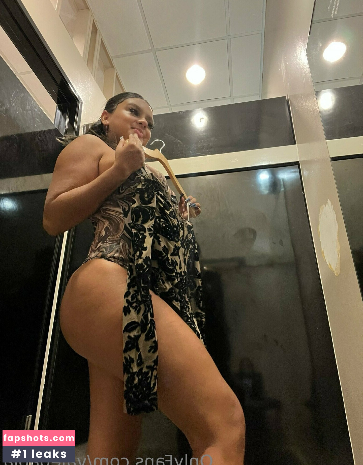 valepaola gallery photo #16