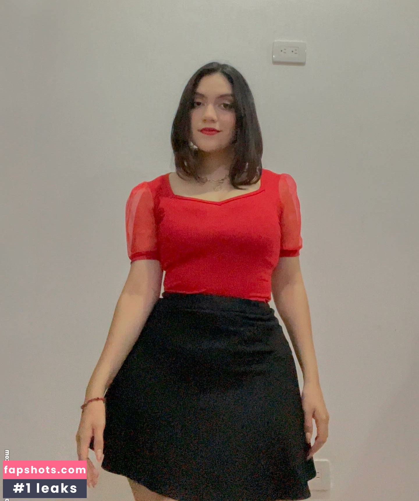 Valeria Alcalá gallery photo #24