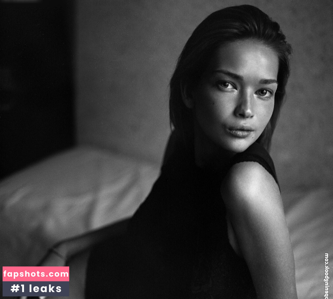 Valeria Bulusheva gallery photo #7