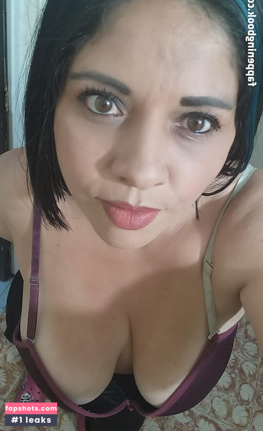 Valeria Estefania Montoya gallery photo #19