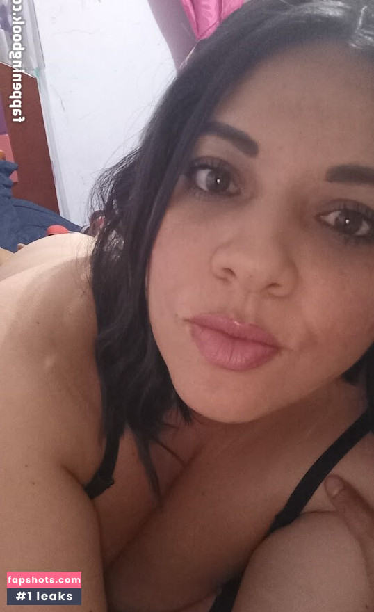 Valeria Estefania Montoya gallery photo #29