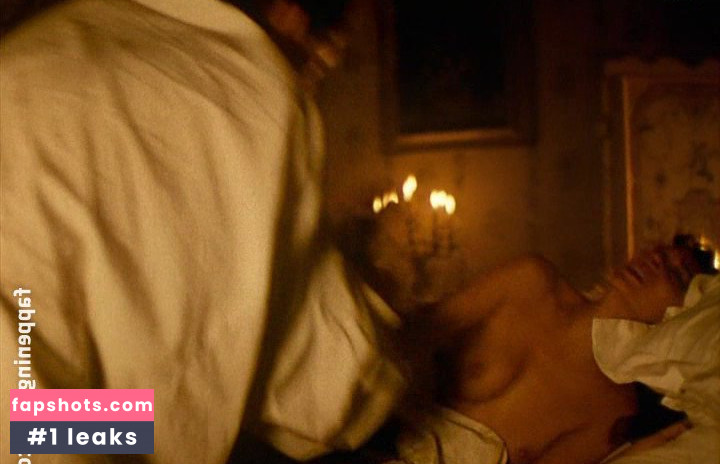 Valeria Golino gallery photo #100