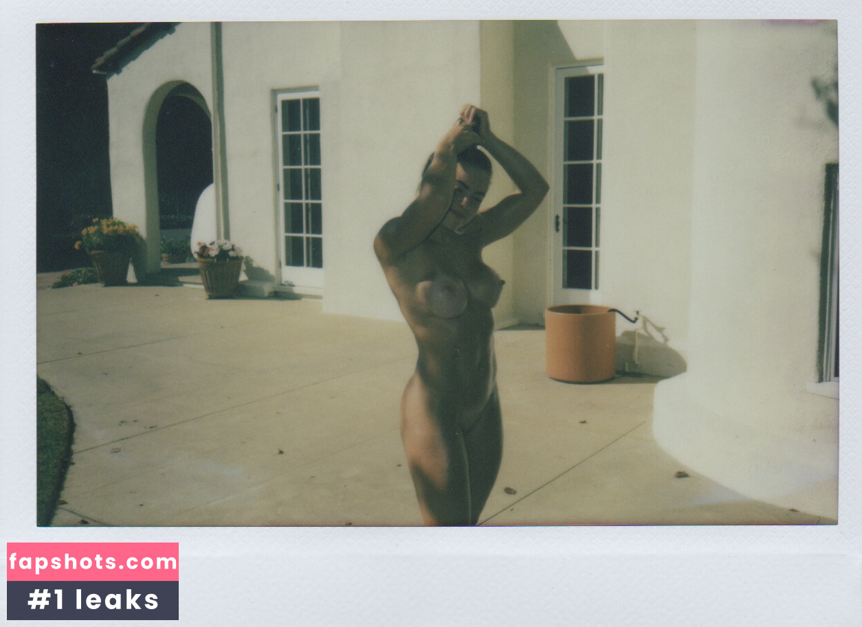 Valeria Guznenkova gallery photo #49