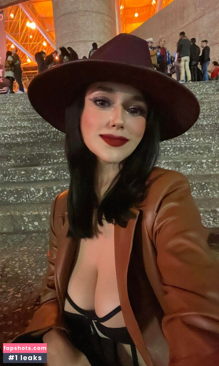 valeria.m.ar gallery photo #9