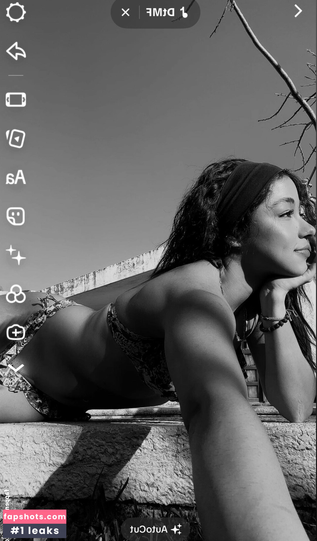 Valeria Madrigal gallery photo #22