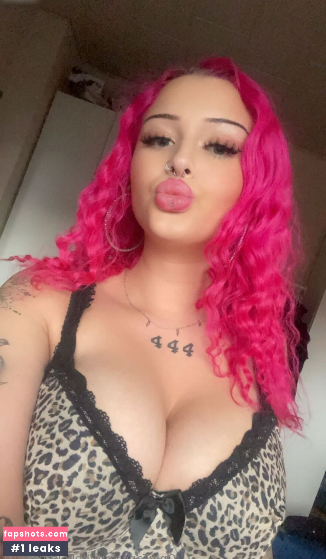 Valeria Maria gallery photo #3