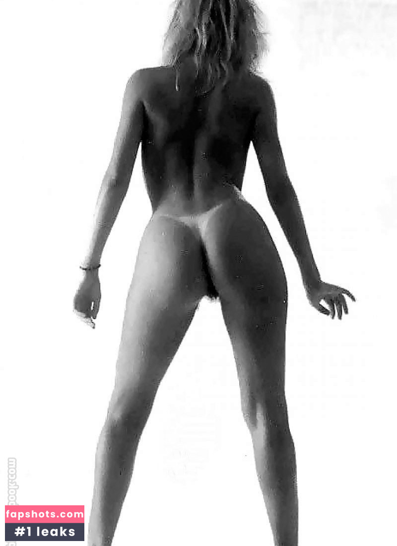 Valeria Marini gallery photo #11