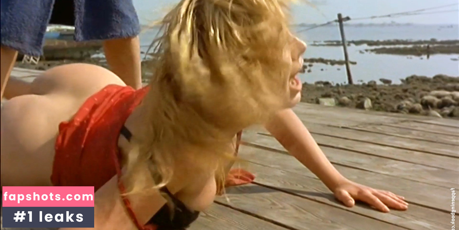 Valeria Marini gallery photo #108