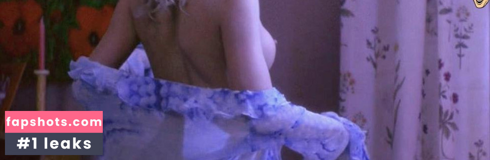 Valeria Marini gallery photo #116