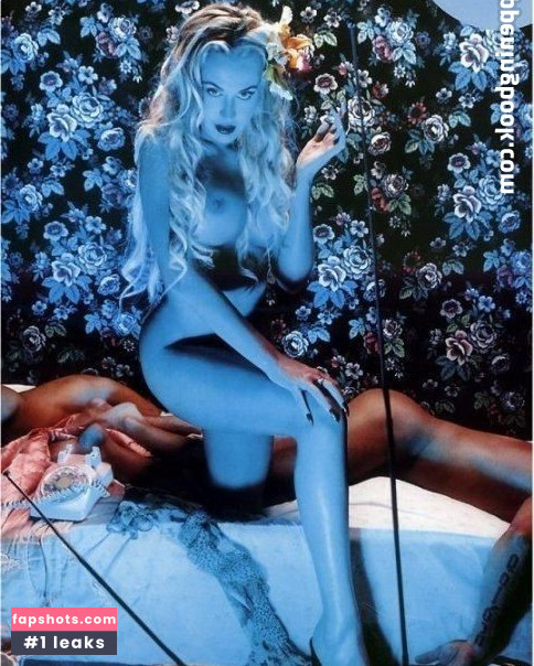 Valeria Marini gallery photo #22