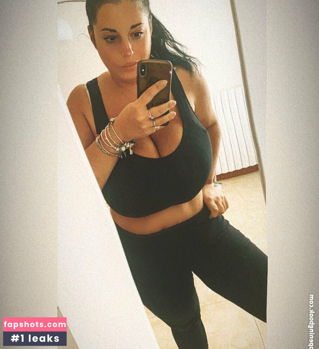 Valeria Vela gallery photo #15