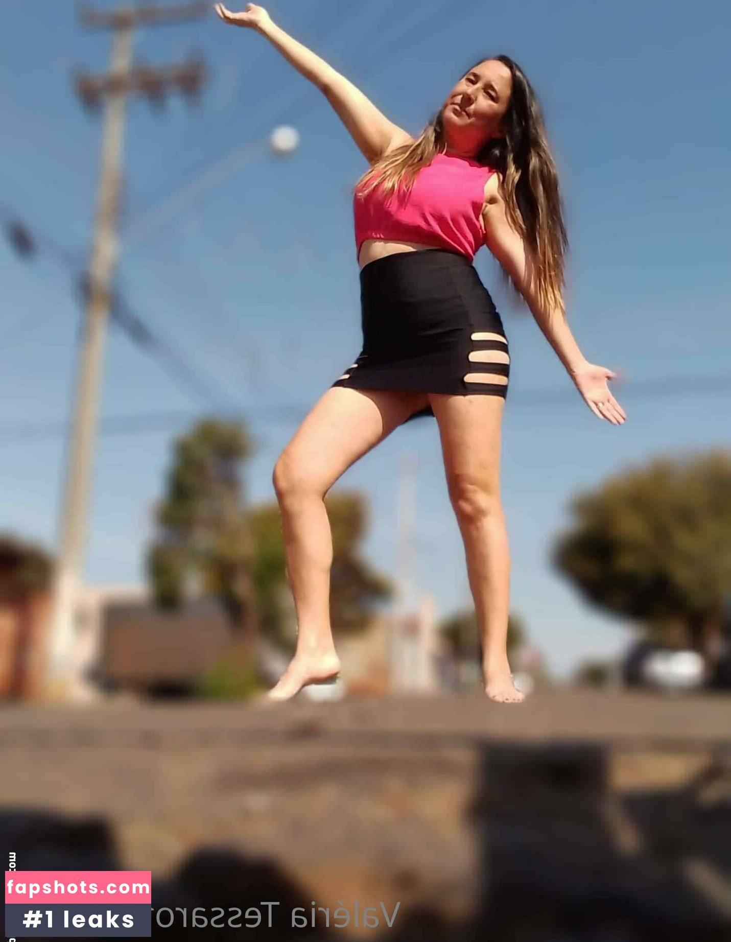 valeriatessarotooficial gallery photo #7