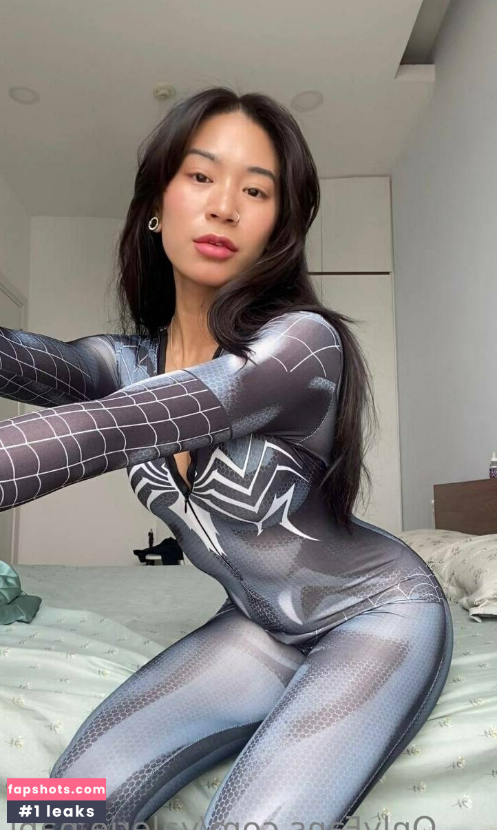 valerie.babi gallery photo #29