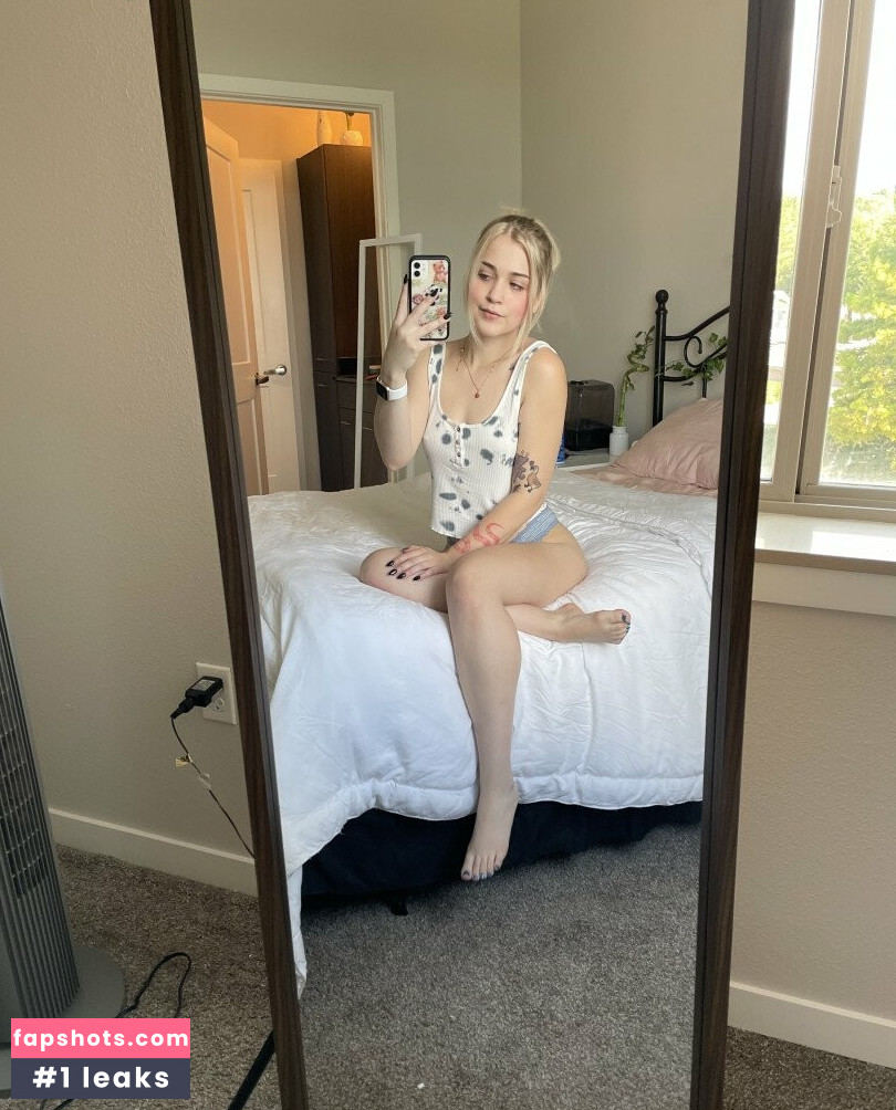 Valerie White Nude Leaks OnlyFans Photos #71 - LeakJerk