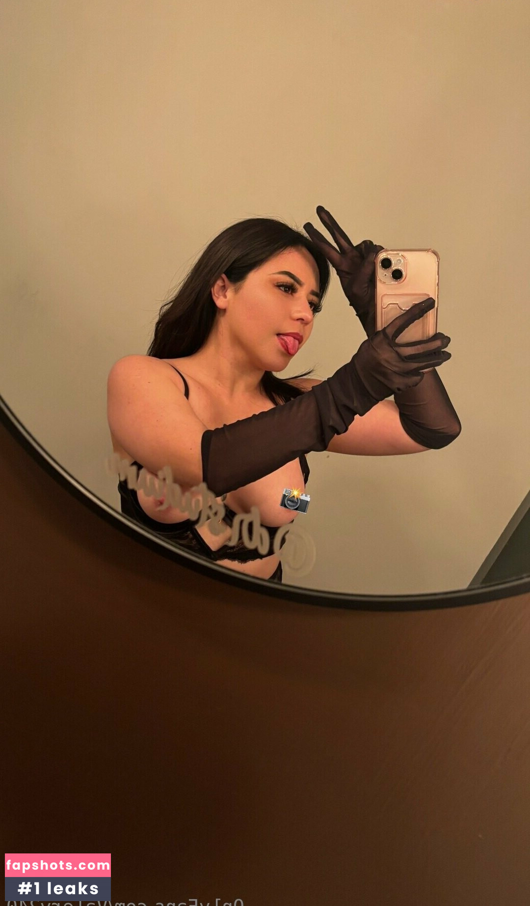 valery240 gallery photo #7