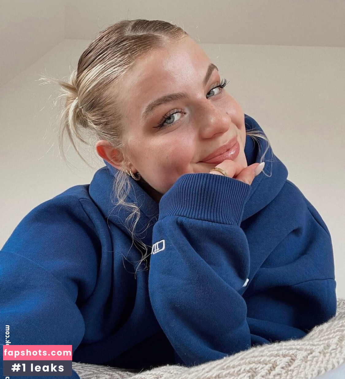 Vallixpauline Nude Leaks OnlyFans Photos #41 - LeakJerk