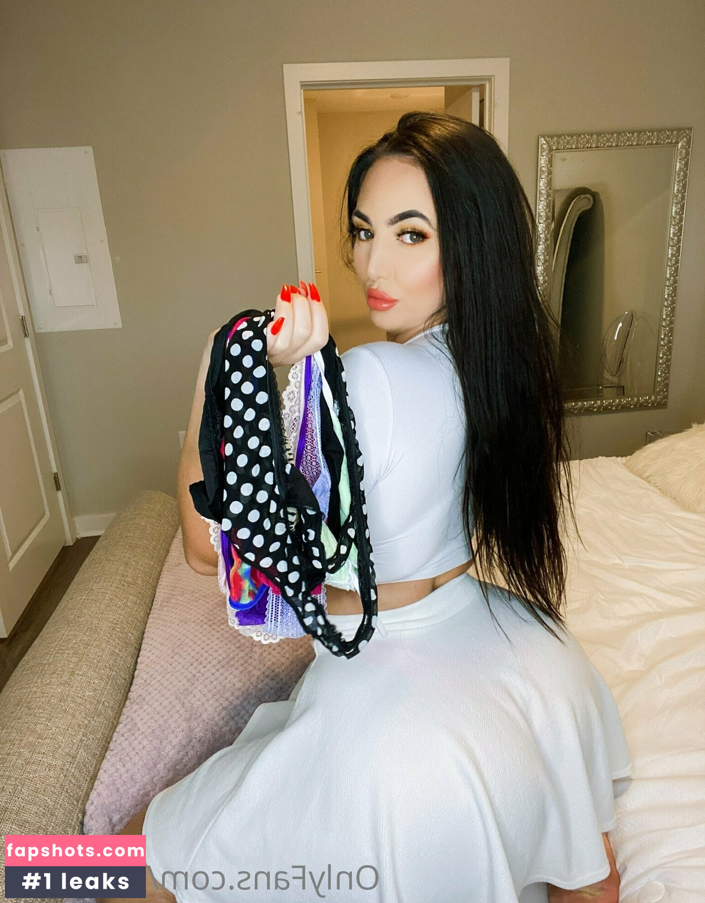 vallyxoxo nude babe gallery