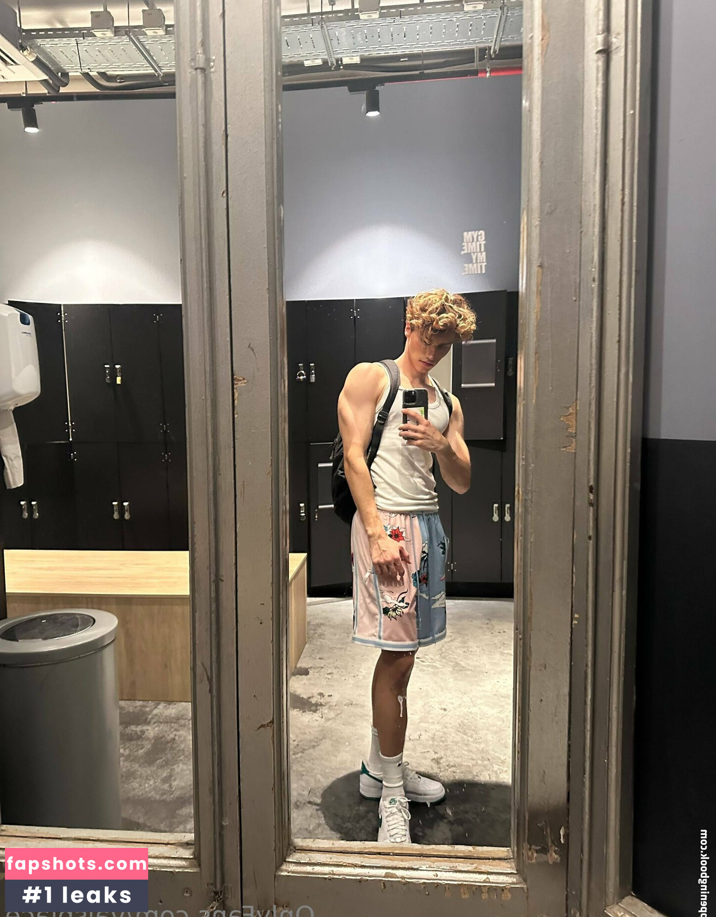 valsplace Nahé úniky fotek pouze od fanoušků #2 - Fapshots