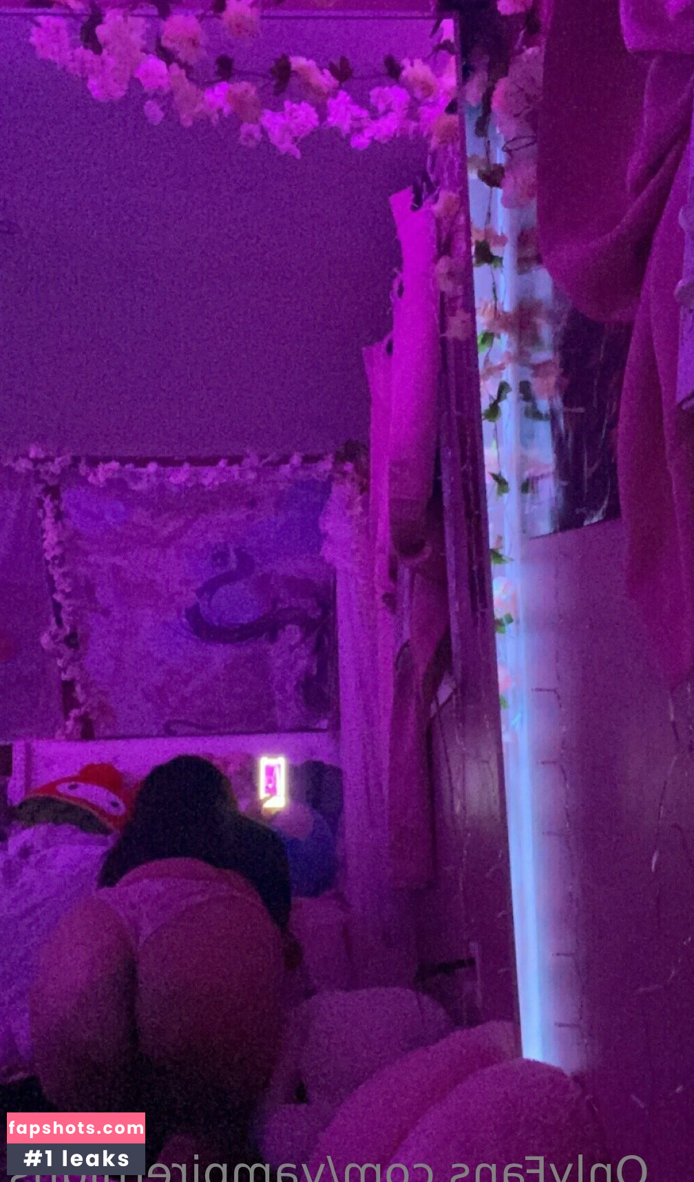 vampirethighs gallery photo #12