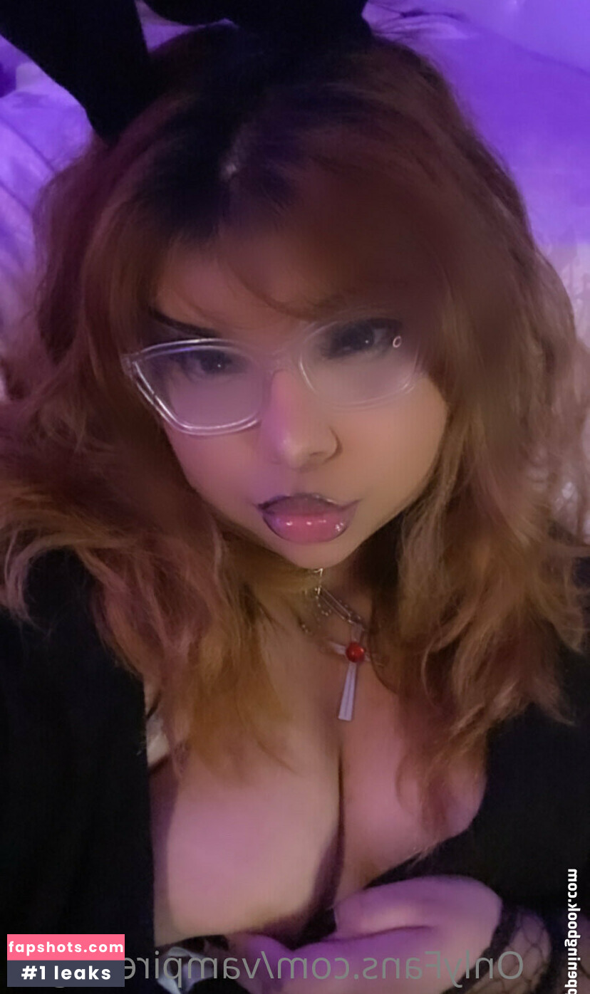 vampirethighs gallery photo #14