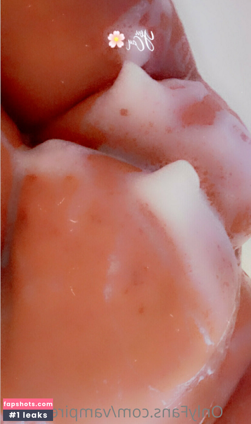 vampirethighs gallery photo #28