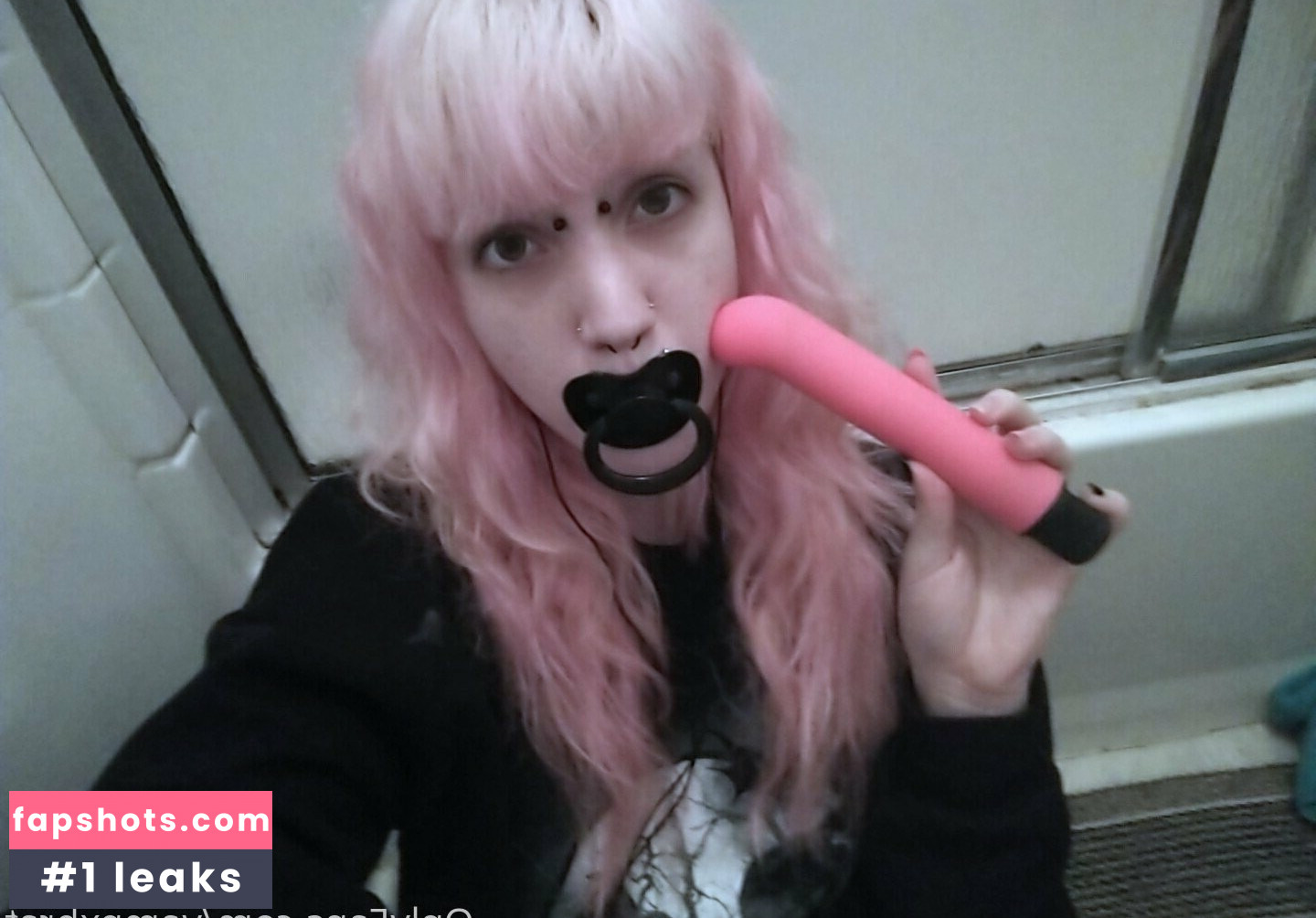 vampxbrat gallery photo #14