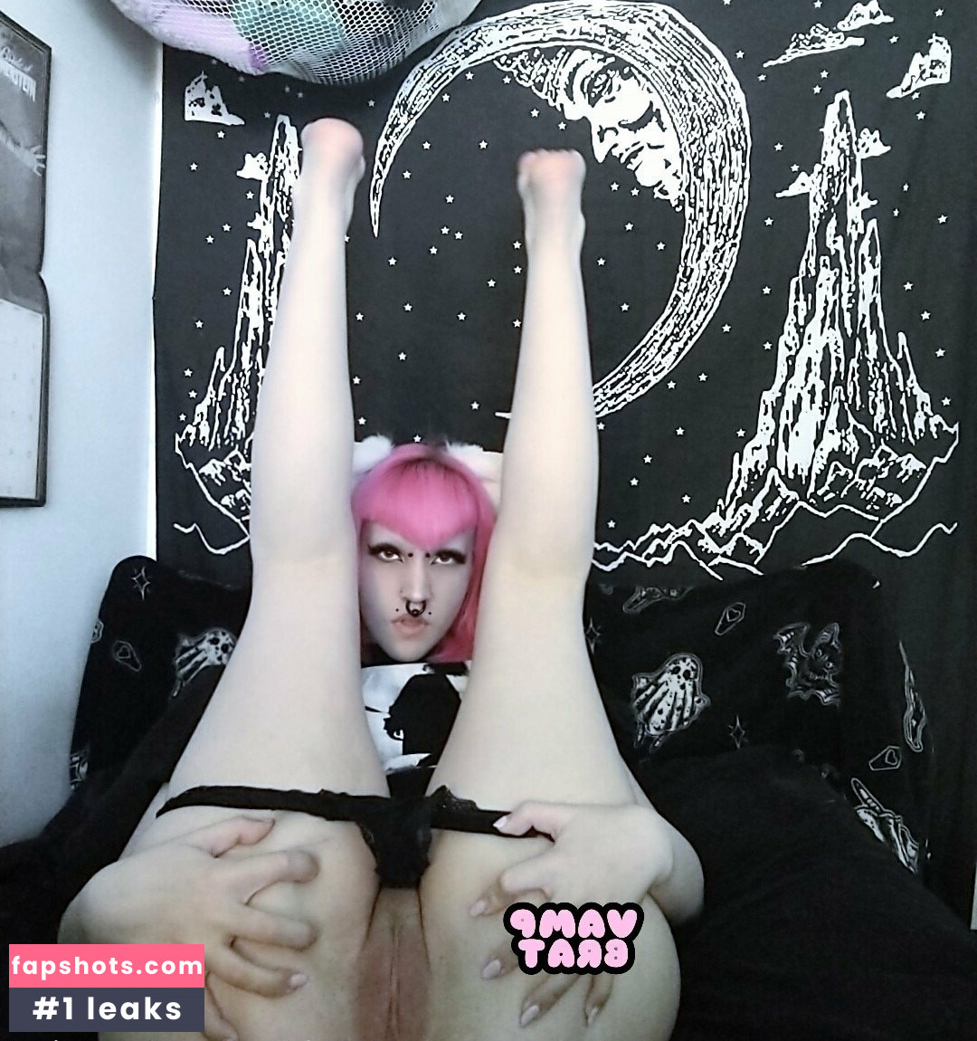 vampxbrat gallery photo #22