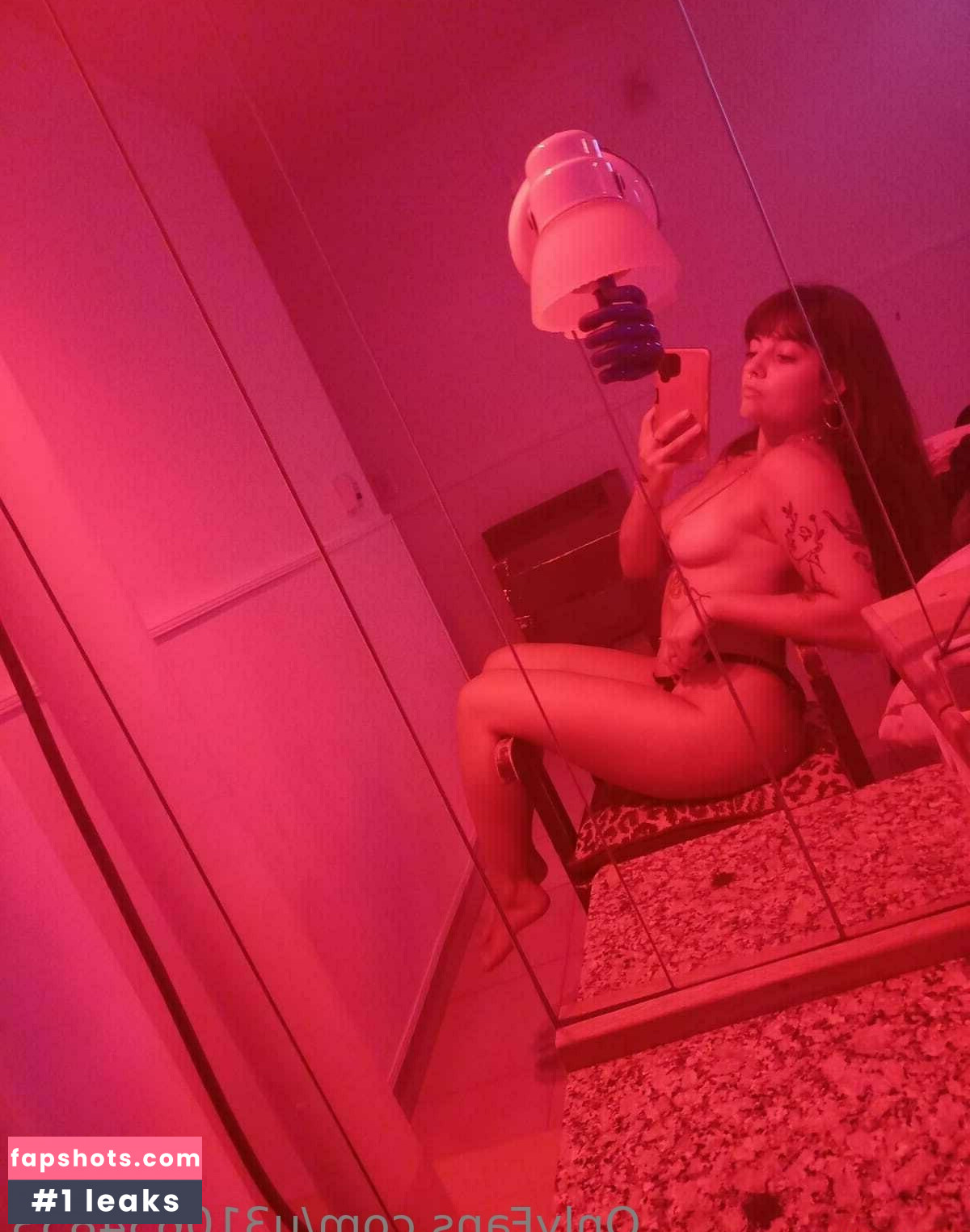 vampy_alicia gallery photo #4