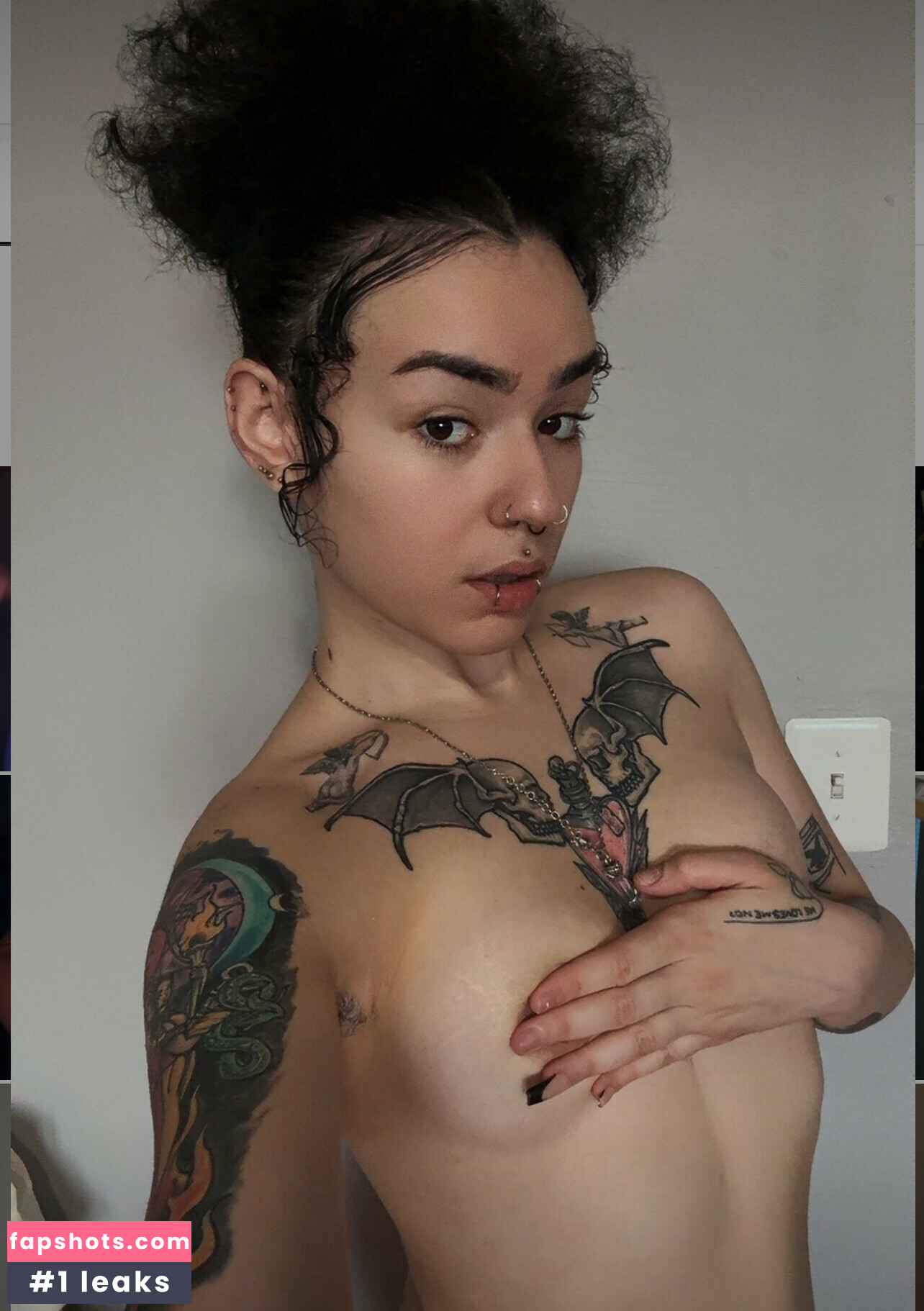 vampy.bella gallery photo #5