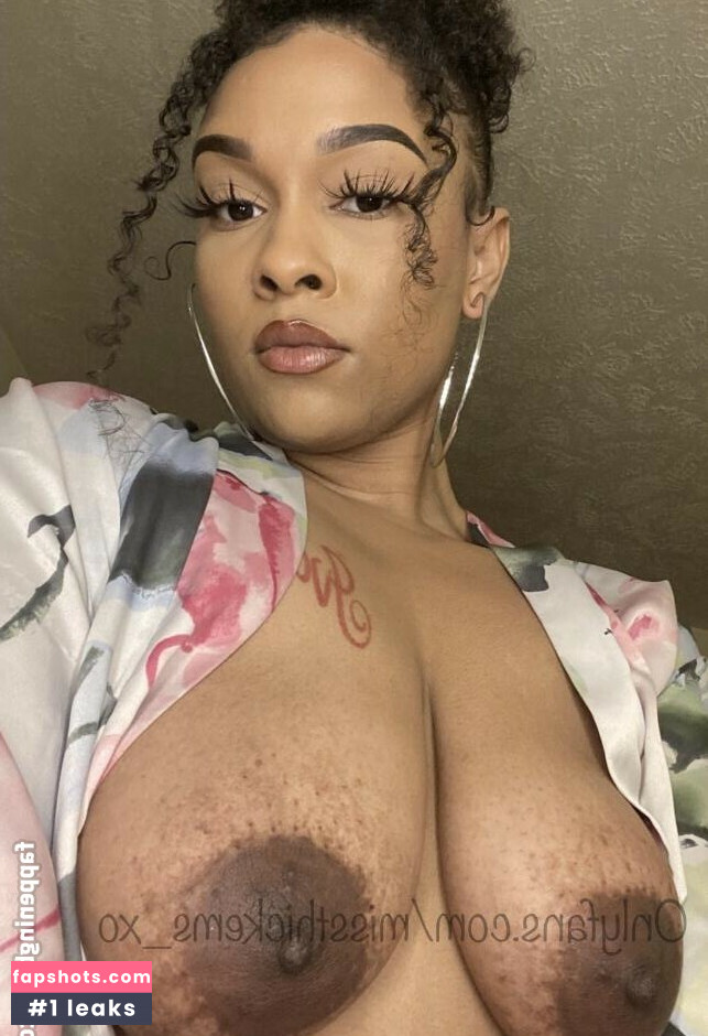 Vana Mae nude babe gallery